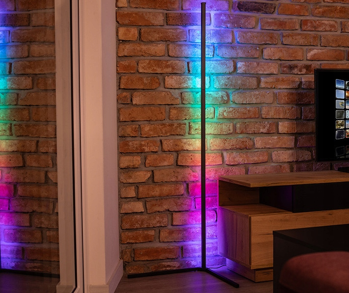 Smart RGB hoeklamp - 140cm - TUYA